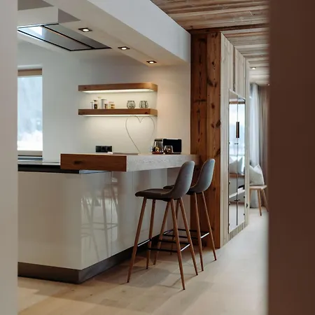 Apart Otel - Flachau