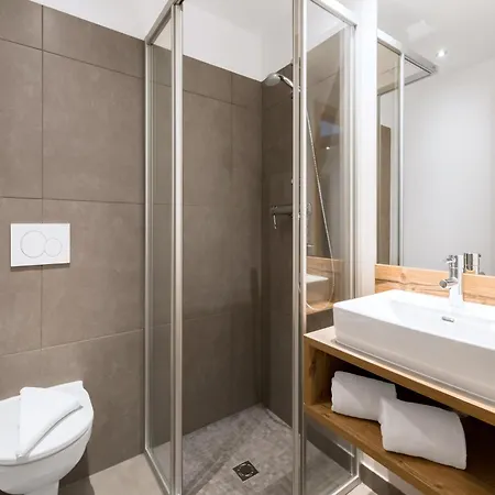- Aparthotel Flachau