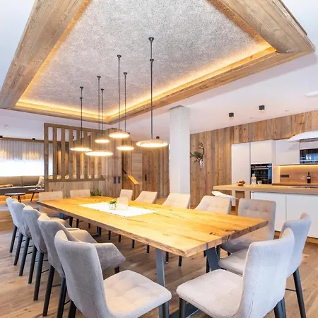 梵瑞恩拉格中心酒店 4*